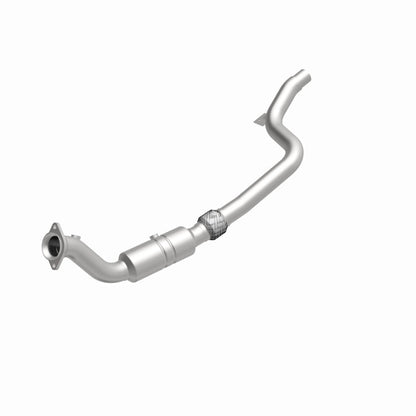 MagnaFlow California Grade CARB Compliant Direct-Fit Catalytic Converter 5561101 360 Degree Image Set