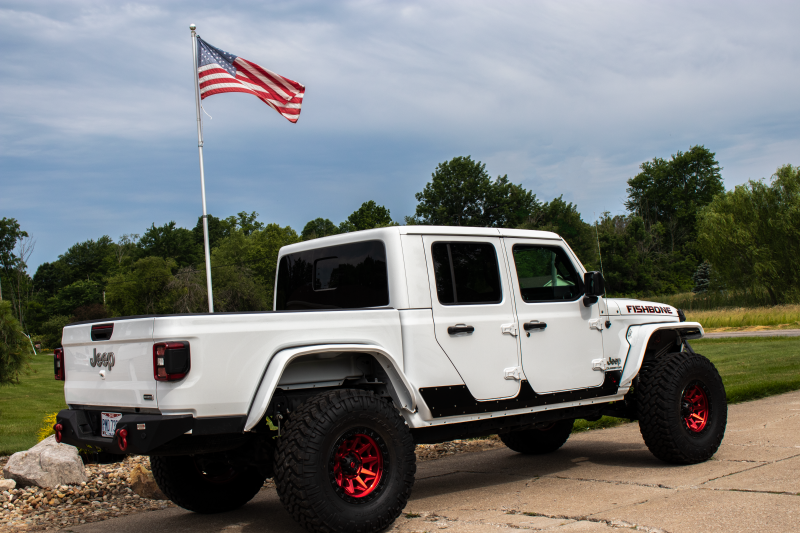 Fishbone Offroad 2018+ Jeep Gladiator JT Scale Armor FB23190 FB23190 Photo - lifestyle view