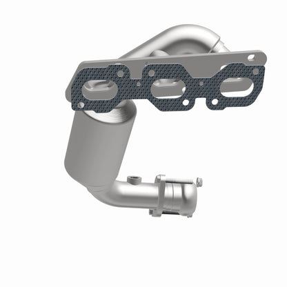 Magnaflow 2004 Ford Escape 3.0L Direct Fit Converter 4583370 4583370 360 Degree Image Set