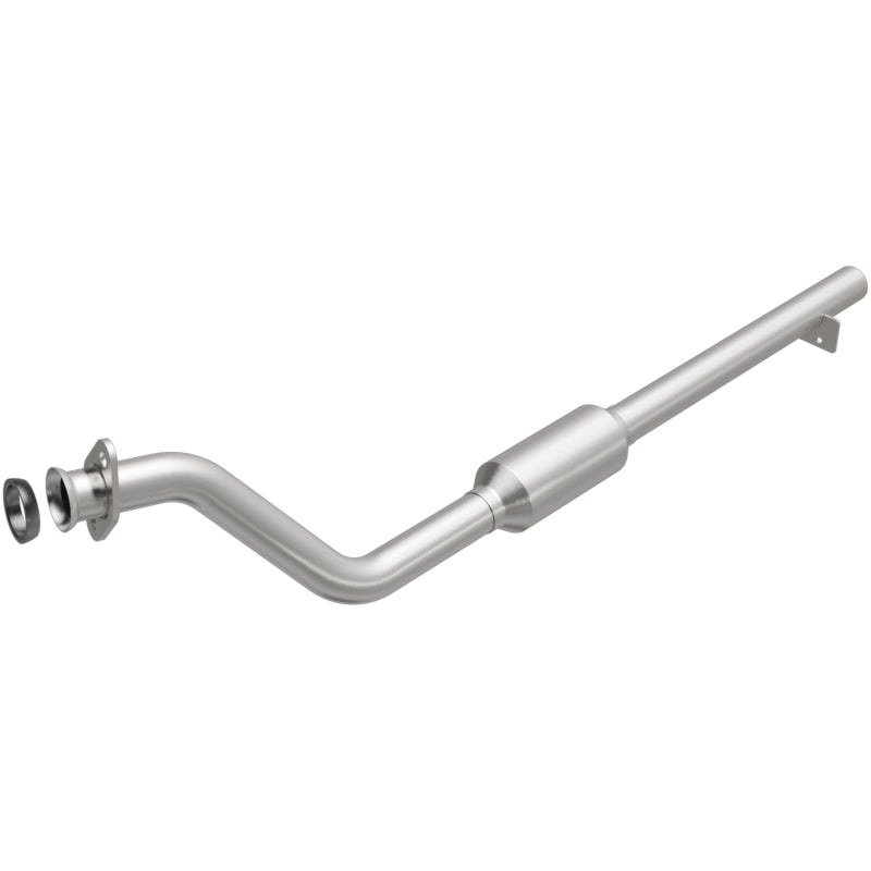 MagnaFlow California Grade CARB Compliant Direct-Fit Catalytic Converter 3391438 Photo - Primary