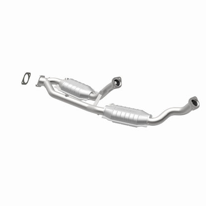 MagnaFlow Ford Windstar HM Grade Federal / EPA Compliant Direct-Fit Catalytic Converter 23543 360 Degree Image Set