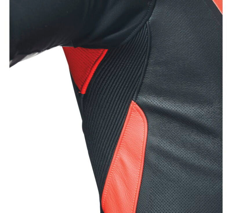 Dainese Tosa 1 Pc Suit Bk/Rd 54 201513485-W12-54 201513485-W12-54 Photo - Primary