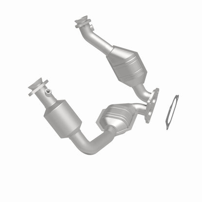 MagnaFlow OEM Grade Federal / EPA Compliant Direct-Fit Catalytic Converter 49440 360 Degree Image Set