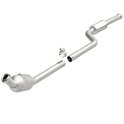 MagnaFlow Mercedes-Benz OEM Grade Federal / EPA Compliant Direct-Fit Catalytic Converter 51916 Photo - Primary