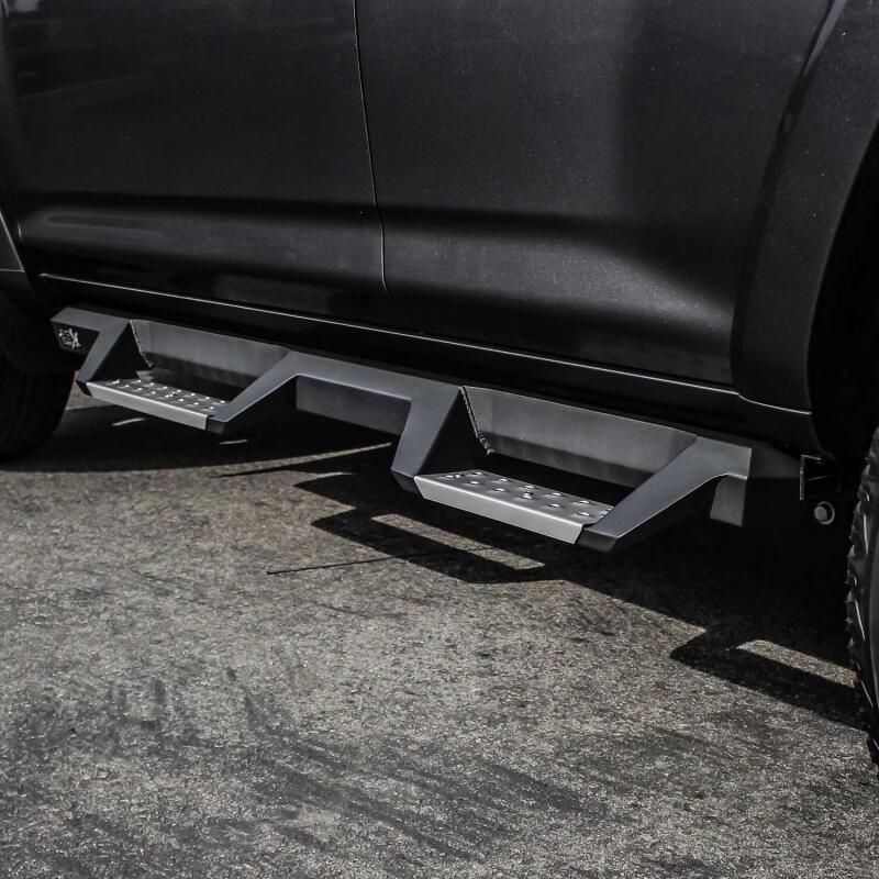 Westin HDX Stainless Drop Nerf Step Bars 56-138352 Photo - Mounted