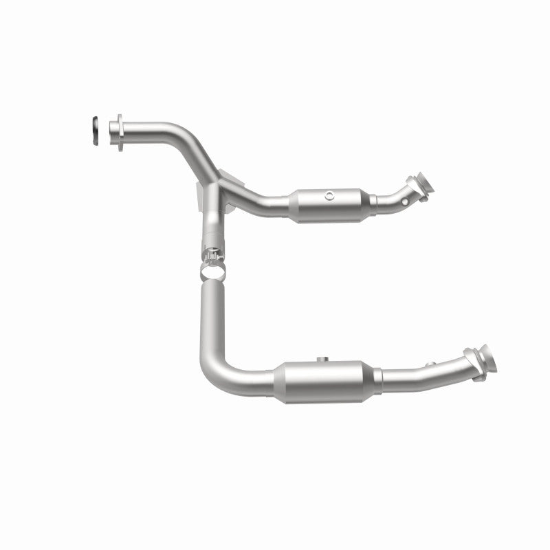 MagnaFlow OEM Grade Federal / EPA Compliant Direct-Fit Catalytic Converter 49672 360 Degree Image Set