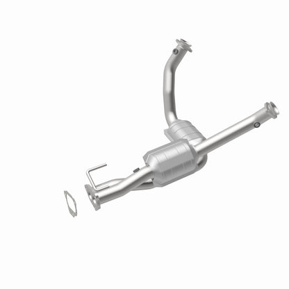 MagnaFlow HM Grade Federal / EPA Compliant Direct-Fit Catalytic Converter 24120 360 Degree Image Set