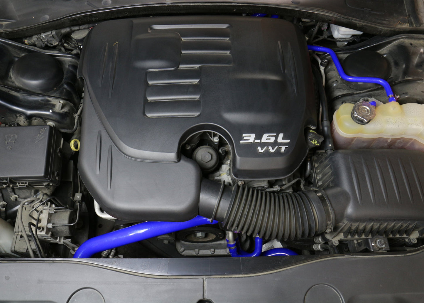 HPS Performance HPS Blue Reinforced Silicone Radiator + Heater Hose Kit Coolant Dodge 11-17 Charger 3.6L V6