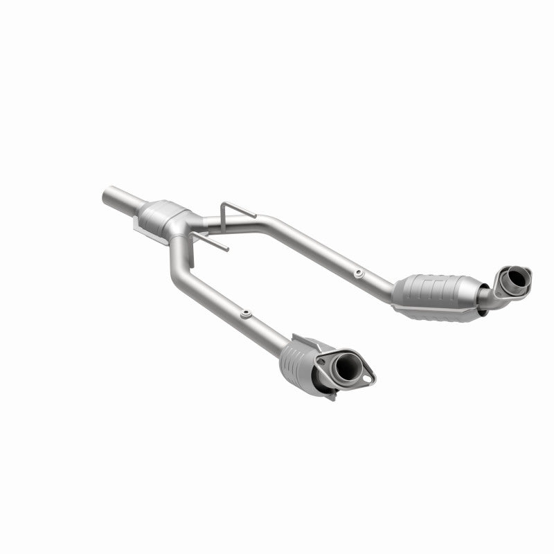 MagnaFlow California Grade CARB Compliant Direct-Fit Catalytic Converter 444080 360 Degree Image Set