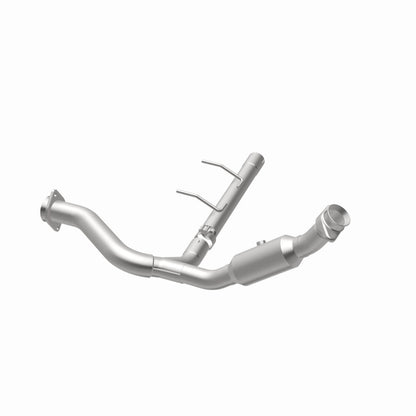 MagnaFlow California Grade CARB Compliant Direct-Fit Catalytic Converter 5451500 360 Degree Image Set