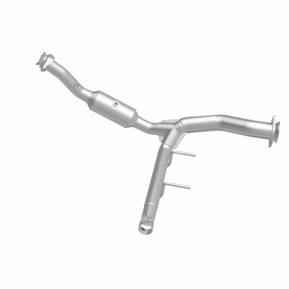 Magnaflow 15-17 Ford F-150 3.5L Direct Fit Converter 5551469 5551469 360 Degree Image Set