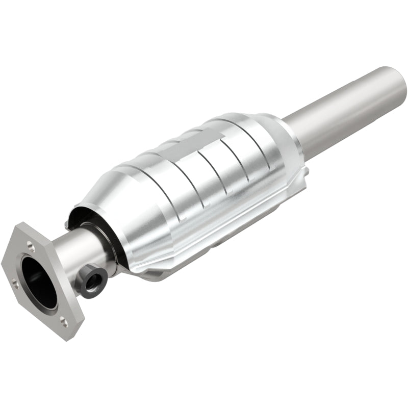 MagnaFlow Volkswagen Standard Grade Federal / EPA Compliant Direct-Fit Catalytic Converter 22917 Photo - Primary