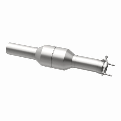 MagnaFlow Ford HM Grade Federal / EPA Compliant Direct-Fit Catalytic Converter 60511 360 Degree Image Set