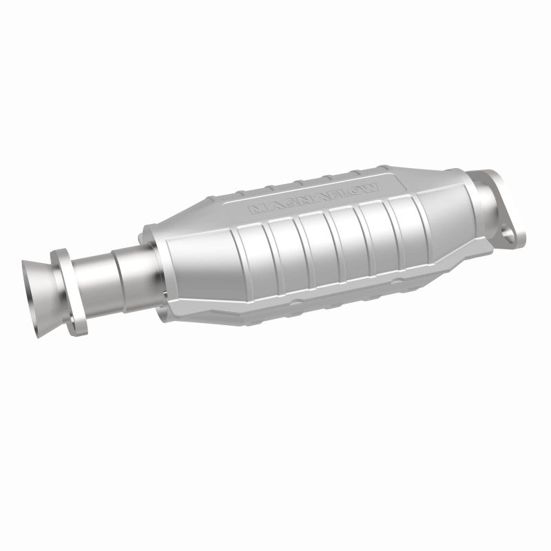 MagnaFlow Mitsubishi Montero HM Grade Federal / EPA Compliant Direct-Fit Catalytic Converter 93286 360 Degree Image Set