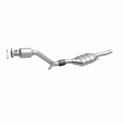 MagnaFlow OEM Grade Federal / EPA Compliant Direct-Fit Catalytic Converter 51589 360 Degree Image Set
