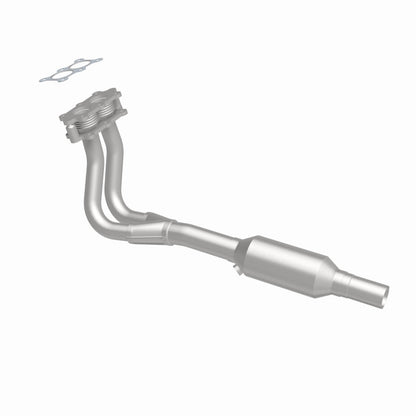 MagnaFlow Volkswagen Scirocco Standard Grade Federal / EPA Compliant Direct-Fit Catalytic Converter 23207 360 Degree Image Set