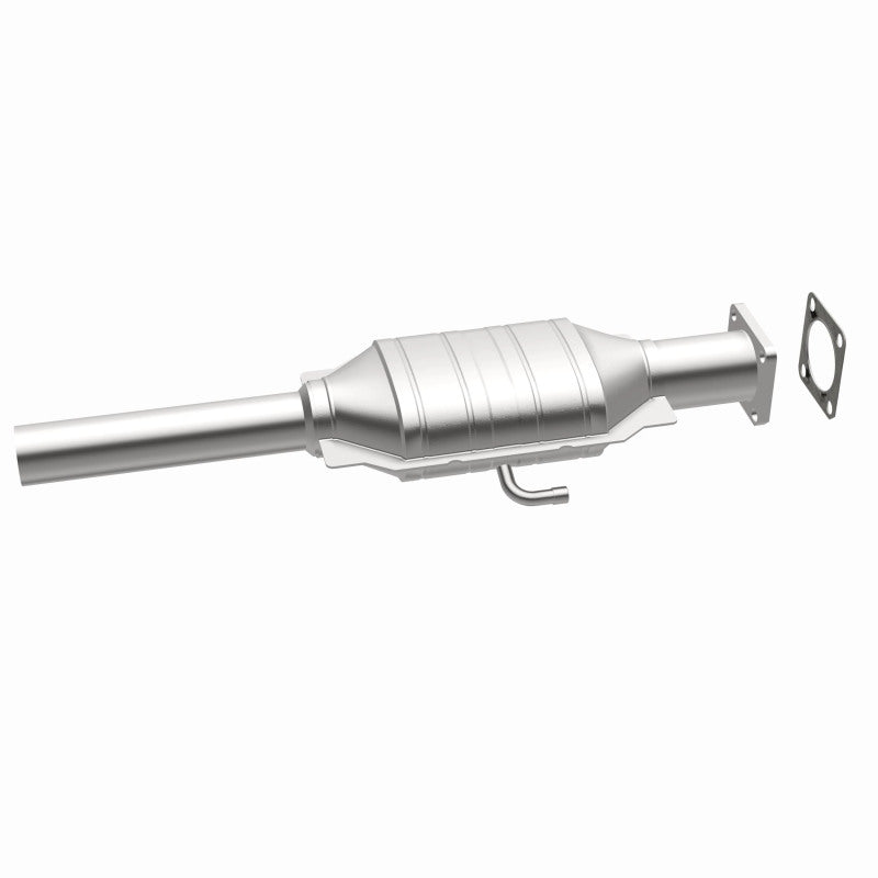 MagnaFlow Jeep California Grade CARB Compliant Direct-Fit Catalytic Converter 3391224 360 Degree Image Set