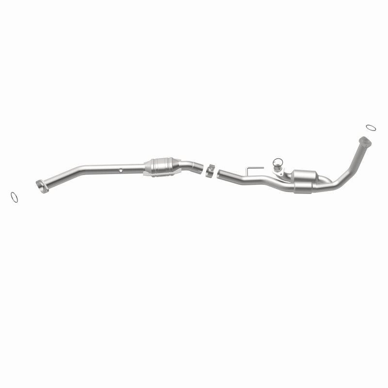 MagnaFlow Toyota Sienna OEM Grade Federal / EPA Compliant Direct-Fit Catalytic Converter 52457 360 Degree Image Set