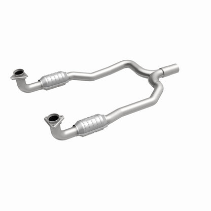 MagnaFlow Chevrolet Corvette Standard Grade Federal / EPA Compliant Direct-Fit Catalytic Converter 93487 360 Degree Image Set