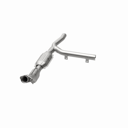MagnaFlow Ford F-150 California Grade CARB Compliant Direct-Fit Catalytic Converter 447146 360 Degree Image Set