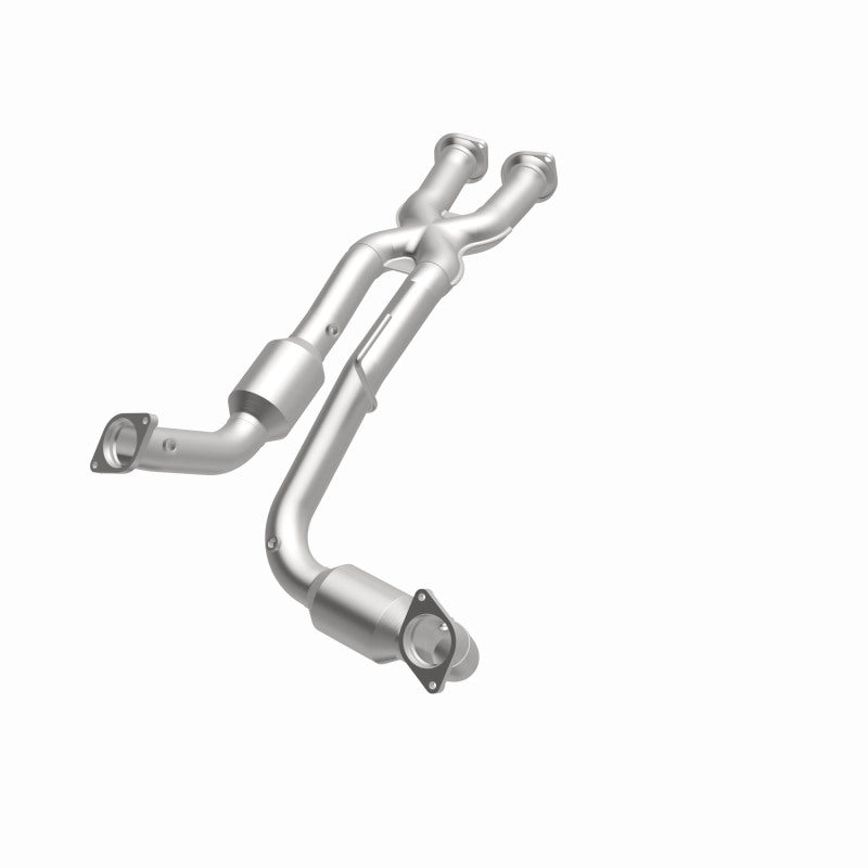 MagnaFlow Jeep Grand Cherokee OEM Grade Federal / EPA Compliant Direct-Fit Catalytic Converter 49046 360 Degree Image Set