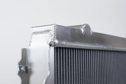 CSF 95-04 Toyota Tacoma (2.7/3.4L) Heavy Duty All-Aluminum Radiator 7212 7212 Photo - Close Up