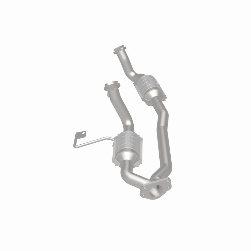 MagnaFlow Ford Windstar OEM Grade Federal / EPA Compliant Direct-Fit Catalytic Converter 49624 360 Degree Image Set