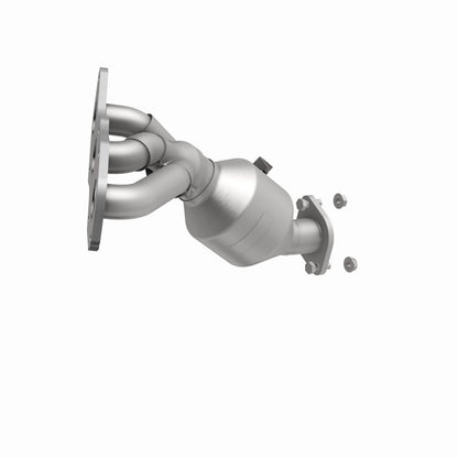 MagnaFlow Toyota RAV4 California Grade CARB Compliant Manifold Catalytic Converter 5582820 360 Degree Image Set