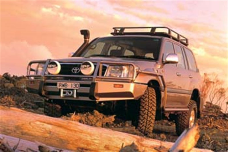 ARB Combar 100Ifsto 10/02 9-12 3413050 3413050 Photo - lifestyle view