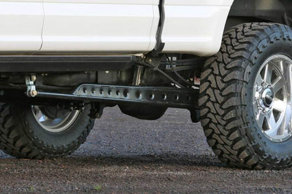 Fabtech 2017 Seperduty Traction Bar FTS62008 Photo - lifestyle view