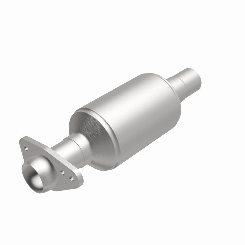 MagnaFlow California Grade CARB Compliant Direct-Fit Catalytic Converter 3391496 360 Degree Image Set
