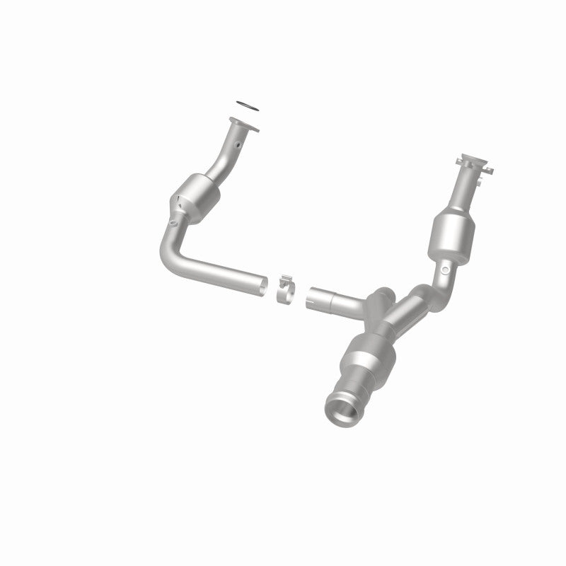 MagnaFlow OEM Grade Federal / EPA Compliant Direct-Fit Catalytic Converter 52616 360 Degree Image Set