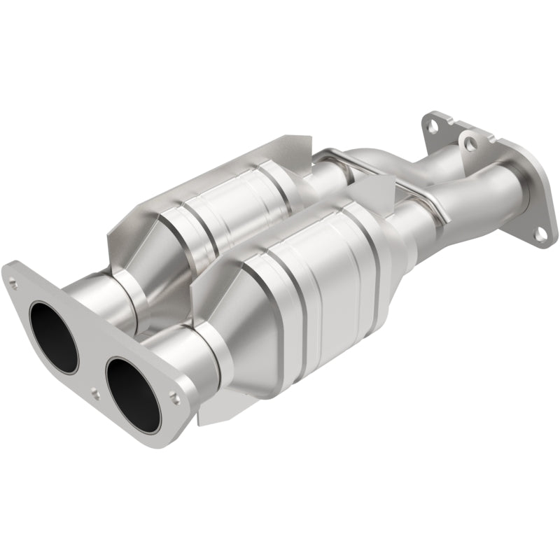 MagnaFlow California Grade CARB Compliant Direct-Fit Catalytic Converter 447201 Photo - Primary