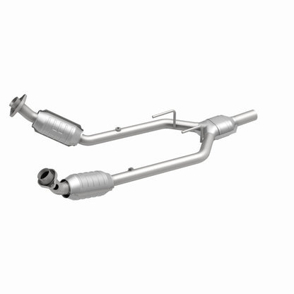 MagnaFlow HM Grade Federal / EPA Compliant Direct-Fit Catalytic Converter 23325 360 Degree Image Set