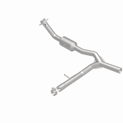 MagnaFlow California Grade CARB Compliant Direct-Fit Catalytic Converter 5551695 360 Degree Image Set