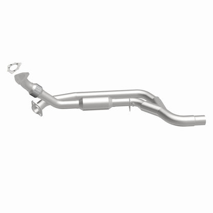 MagnaFlow California Grade CARB Compliant Direct-Fit Catalytic Converter 4481518 360 Degree Image Set