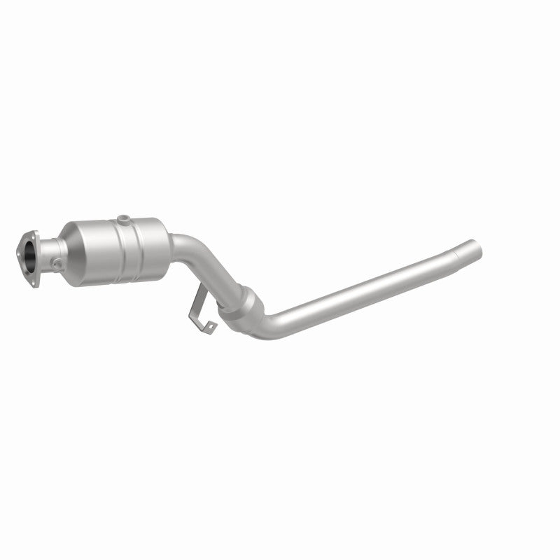 MagnaFlow Audi A4 Quattro OEM Grade Federal / EPA Compliant Direct-Fit Catalytic Converter 51124 360 Degree Image Set