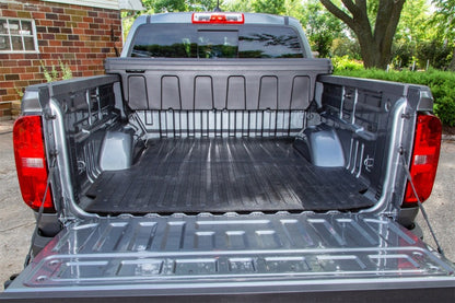 Dee Zee Deezee 88-00 Chevrolet/GMC C/K Pickup Heavyweight Bed Mat - Custom Fit 8Ft Bed (Lined Pattern) DZ86793 DZ86793 Photo - Mounted