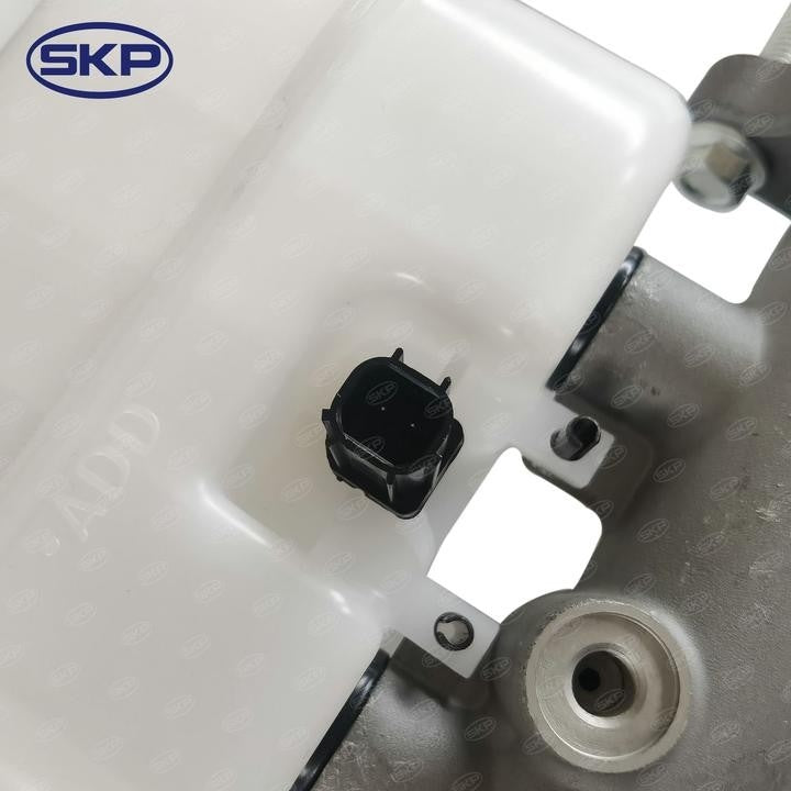 SKP Brake Master Cylinder SKM630497