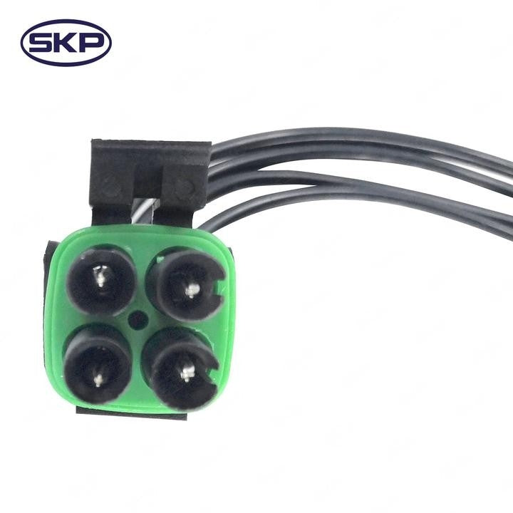 SKP Idle Air Control Valve Connector SKS555