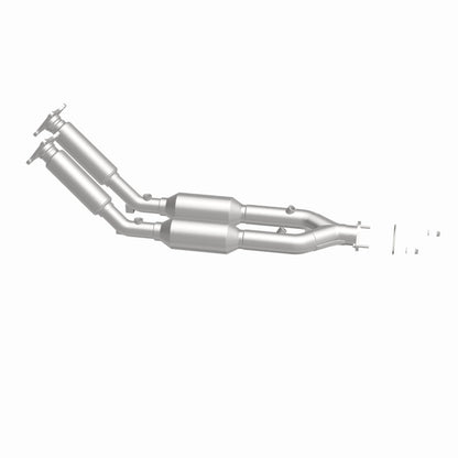 MagnaFlow Volvo S80 HM Grade Federal / EPA Compliant Direct-Fit Catalytic Converter 24156 360 Degree Image Set