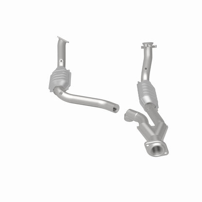 MagnaFlow Chevrolet SSR California Grade CARB Compliant Direct-Fit Catalytic Converter 4451640 360 Degree Image Set