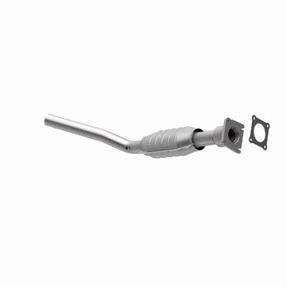 MagnaFlow HM Grade Federal / EPA Compliant Direct-Fit Catalytic Converter 93266 360 Degree Image Set