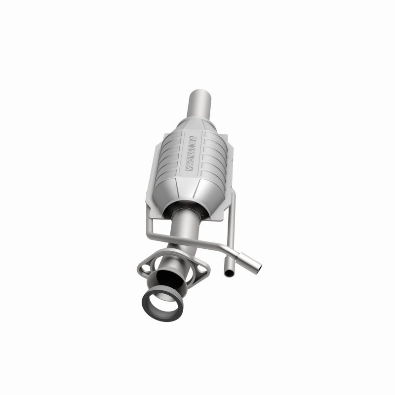 MagnaFlow Standard Grade Federal / EPA Compliant Direct-Fit Catalytic Converter 23359 360 Degree Image Set