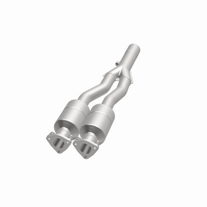 MagnaFlow Audi TT Quattro HM Grade Federal / EPA Compliant Direct-Fit Catalytic Converter 22937 360 Degree Image Set