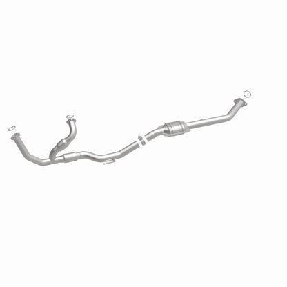 MagnaFlow Toyota Sienna HM Grade Federal / EPA Compliant Direct-Fit Catalytic Converter 23751 360 Degree Image Set