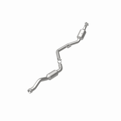 MagnaFlow Mercedes-Benz E350 California Grade CARB Compliant Direct-Fit Catalytic Converter 551665 360 Degree Image Set