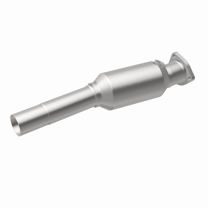 MagnaFlow Volkswagen Standard Grade Federal / EPA Compliant Direct-Fit Catalytic Converter 22915 360 Degree Image Set