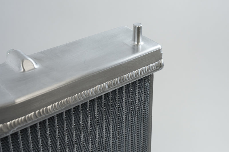 CSF Nissan R33 Skyline GT-R/GTS Full Billet Aluminum High-Performance Radiator 7219 7219 Photo - Close Up