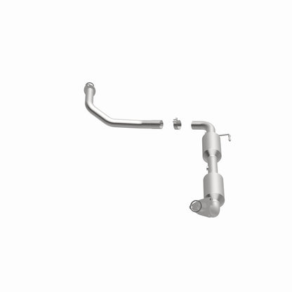 MagnaFlow Toyota Tundra OEM Grade Federal / EPA Compliant Direct-Fit Catalytic Converter 49935 360 Degree Image Set